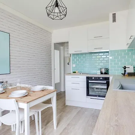 Superbe Avec Parking Gratuit Appartement *